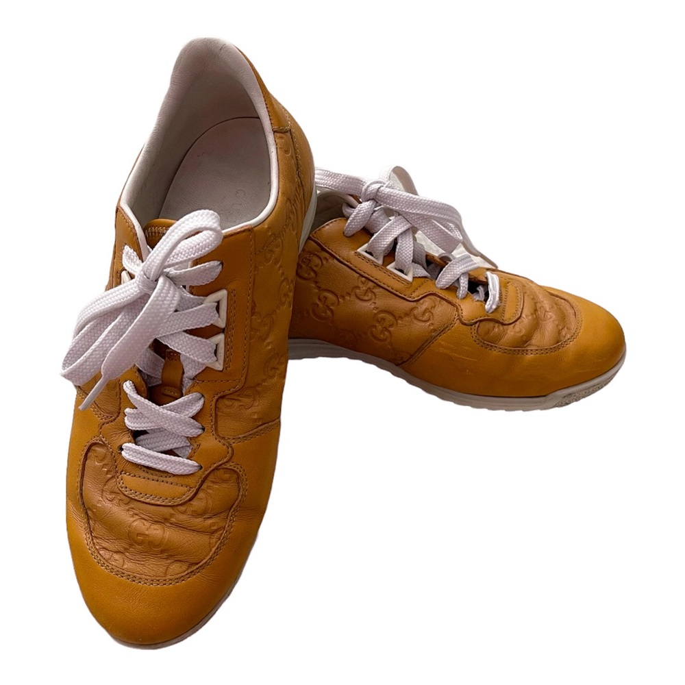 Gucci leather sneakers